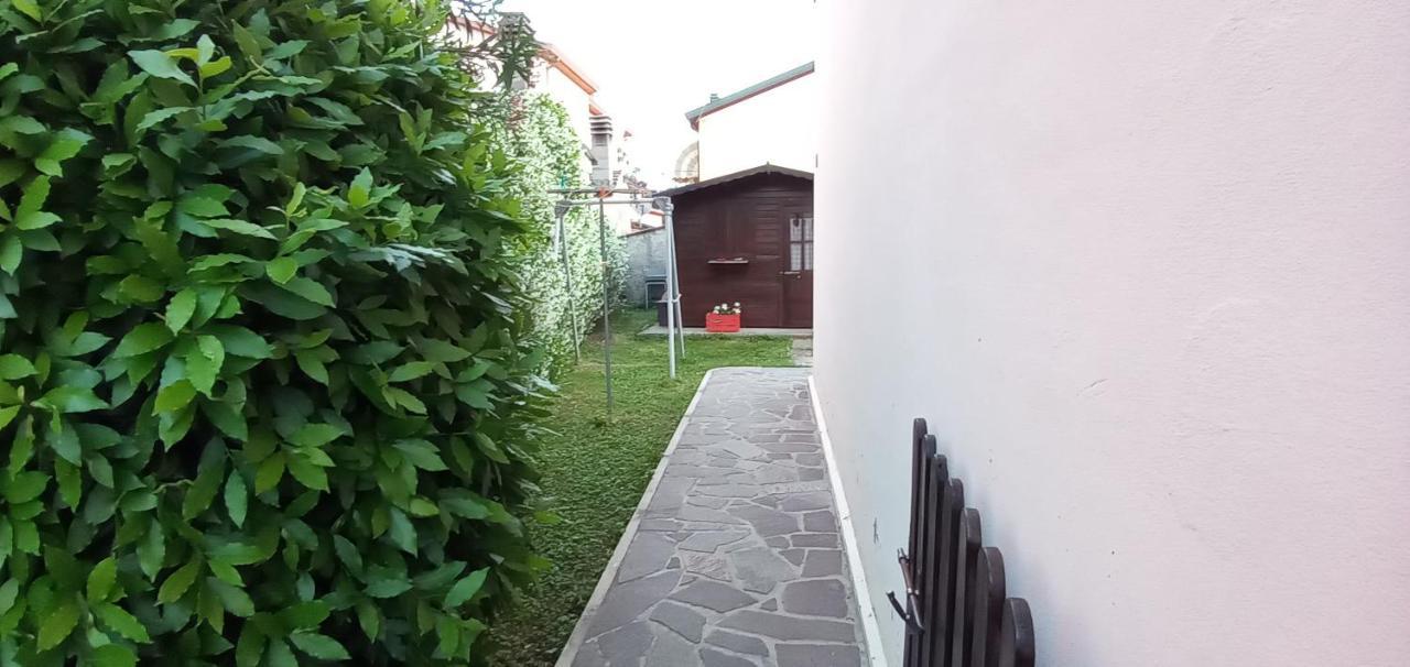 Locazione Mimosa Con Giardino Villa Ostellato Exterior photo